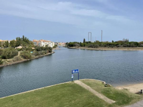 2 pièces, plage Richelieu, piscine, parking - FR-1-723-34